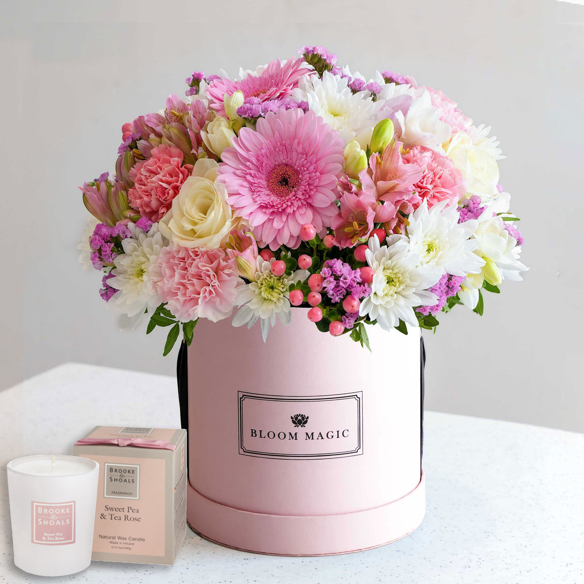 Avenue Montaigne Gift Set with Brooke &amp; Shoals Sweet Pea and Tea Rose Candle